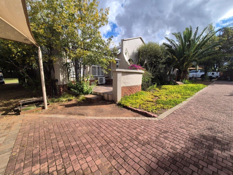 4 Bedroom Property for Sale in Fichardt Park Free State